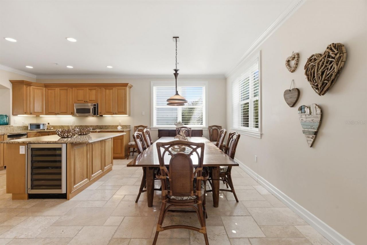 2718 Gulf Boulevard, Unit 2, Indian Rocks Beach, FL 33785 Photo