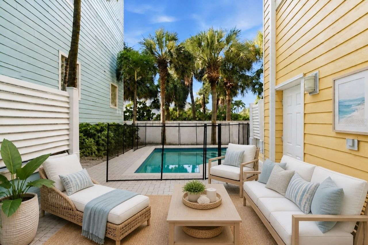 2718 Gulf Boulevard, Unit 2, Indian Rocks Beach, FL 33785 Photo