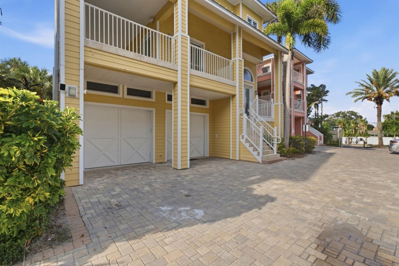 2718 Gulf Boulevard, Unit 2, Indian Rocks Beach, FL 33785 Photo
