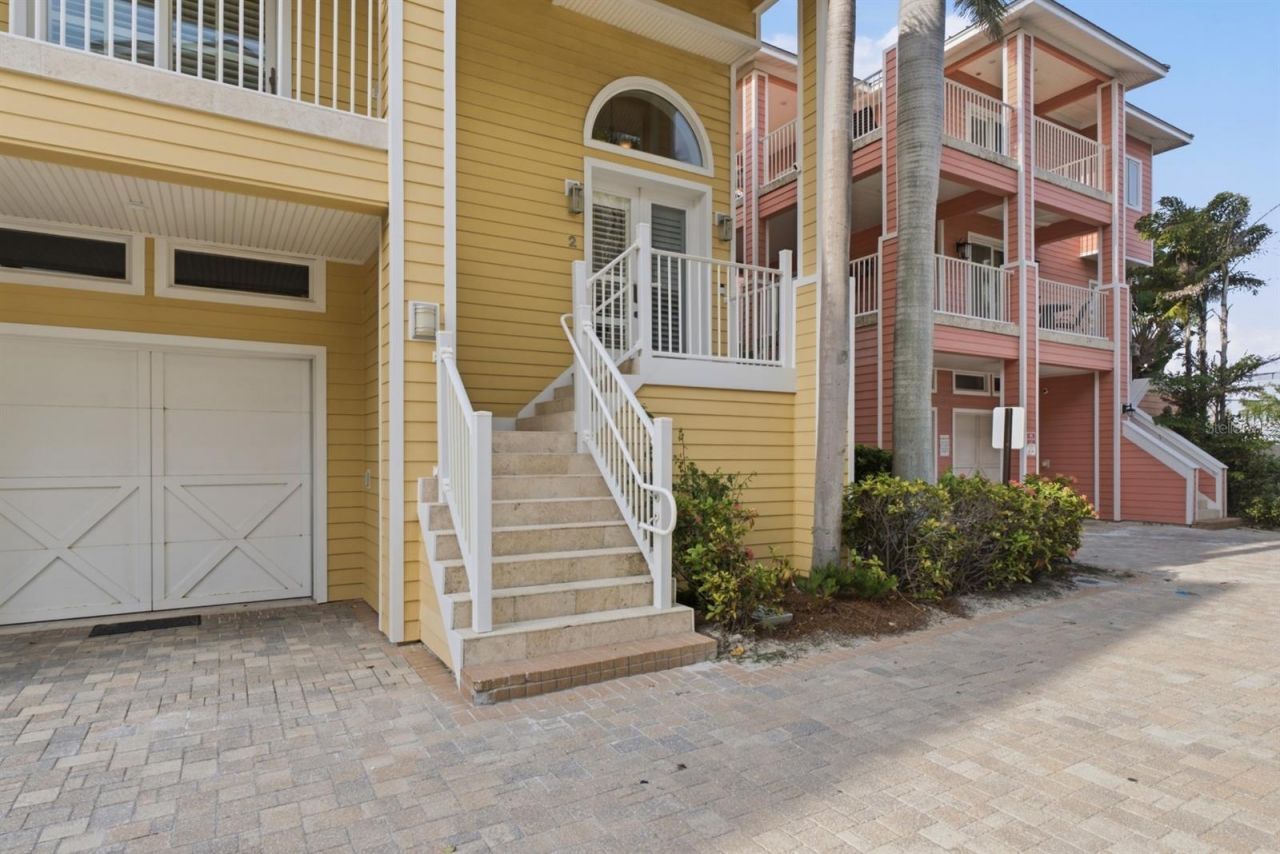 2718 Gulf Boulevard, Unit 2, Indian Rocks Beach, FL 33785 Photo