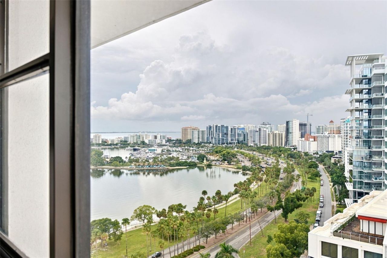 770 S Palm Avenue, Unit 1804, Sarasota, FL 34236 Photo