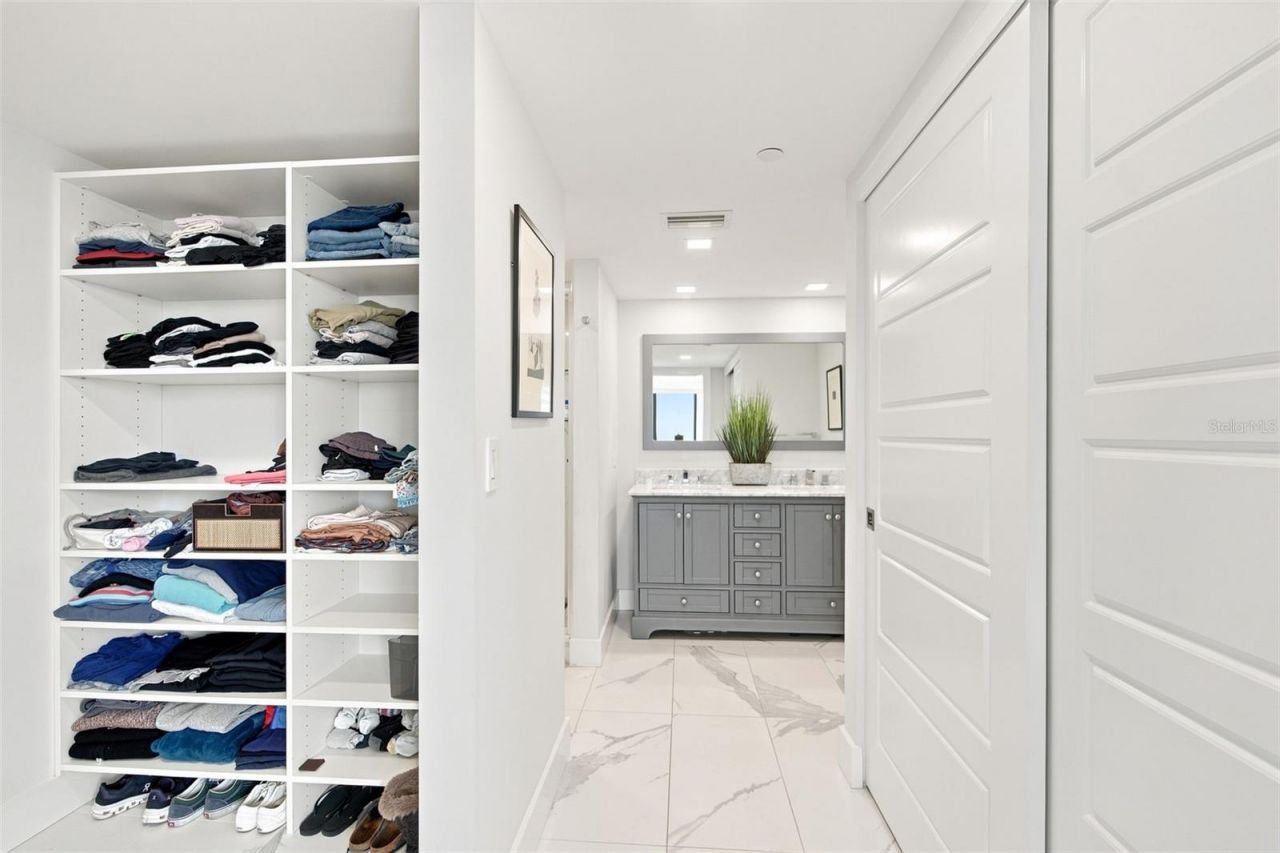 770 S Palm Avenue, Unit 1804, Sarasota, FL 34236 Photo