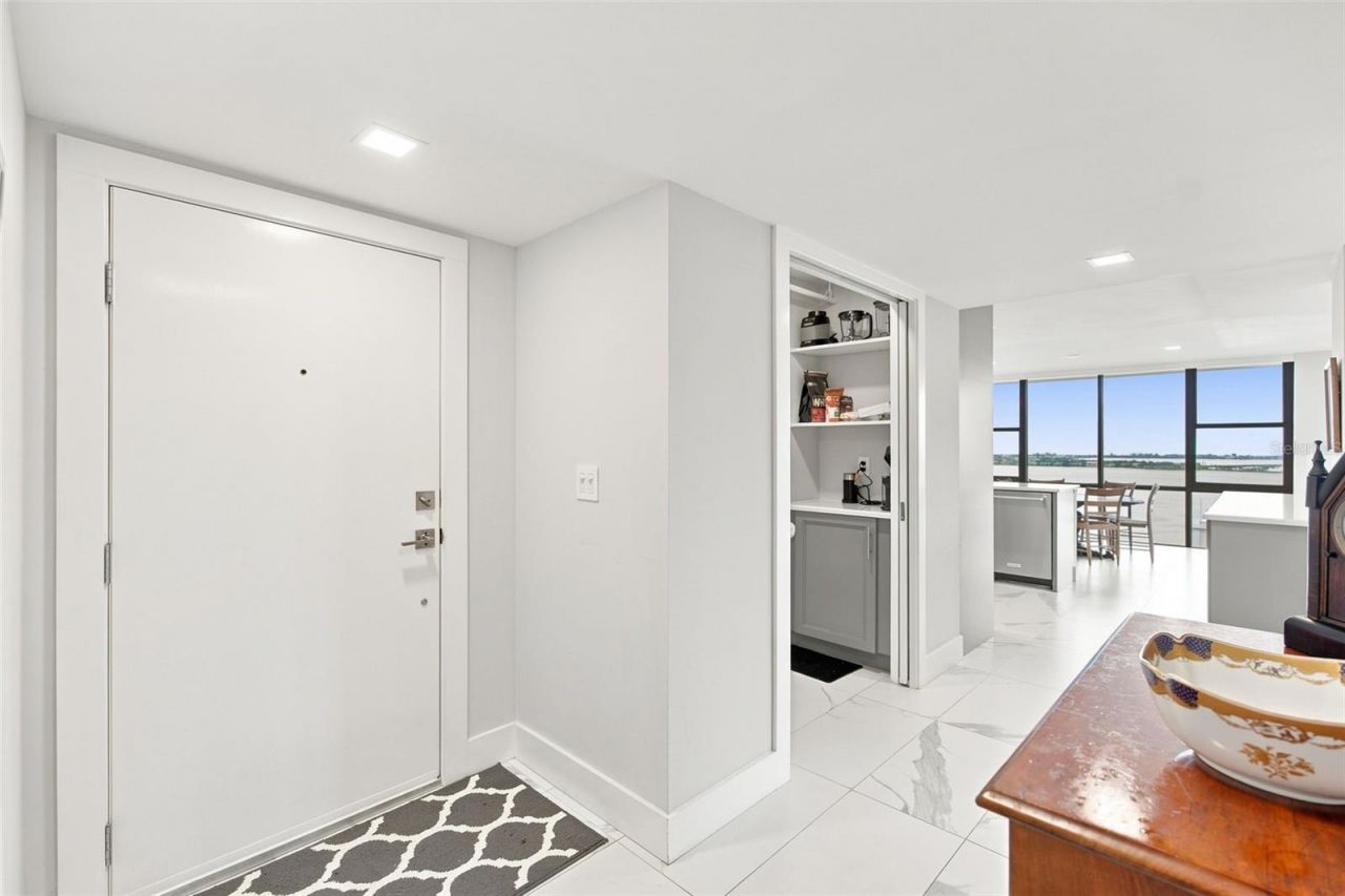 770 S Palm Avenue, Unit 1804, Sarasota, FL 34236 Photo