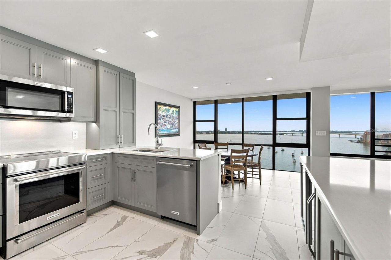 770 S Palm Avenue, Unit 1804, Sarasota, FL 34236 Photo
