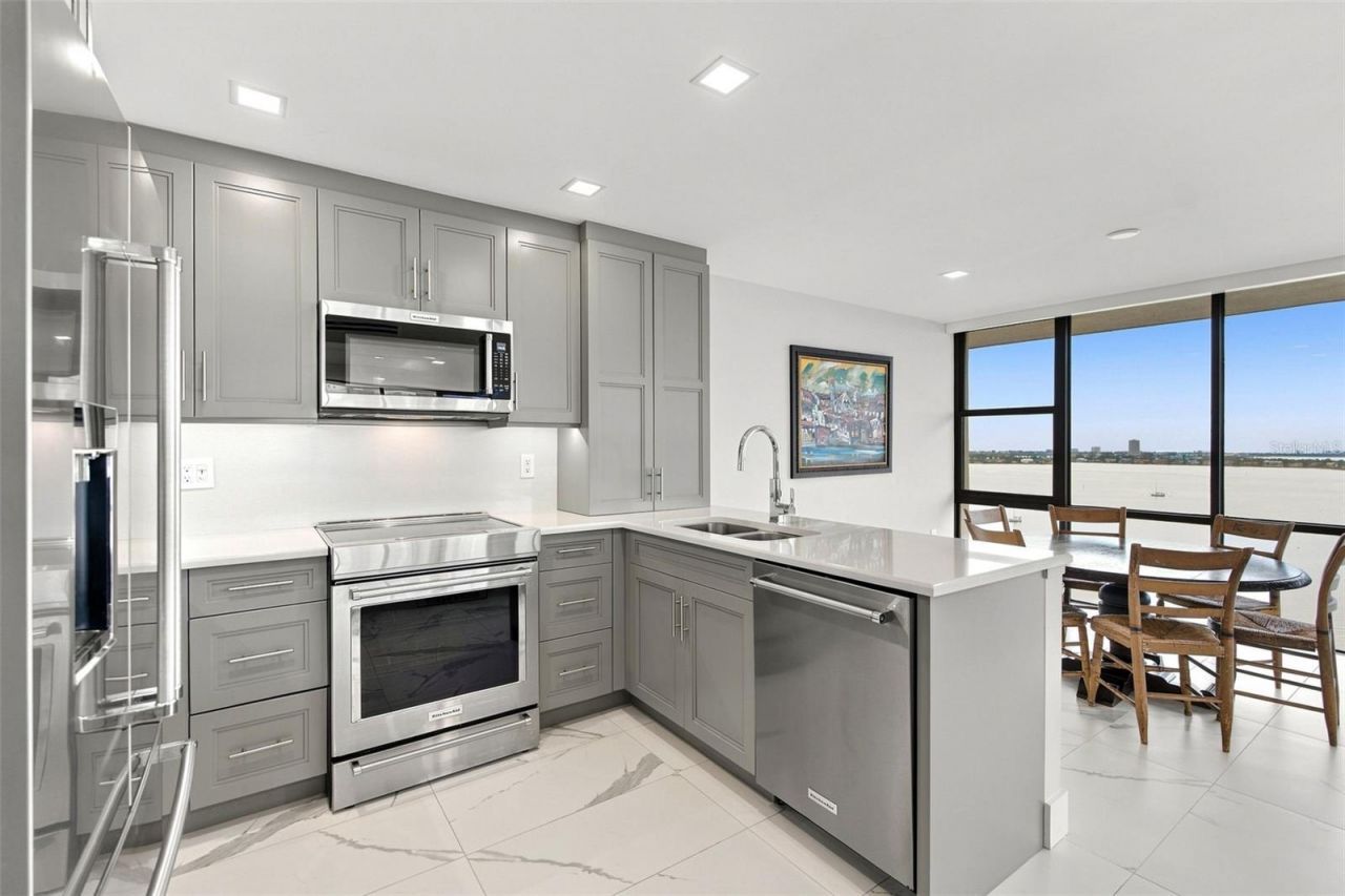 770 S Palm Avenue, Unit 1804, Sarasota, FL 34236 Photo
