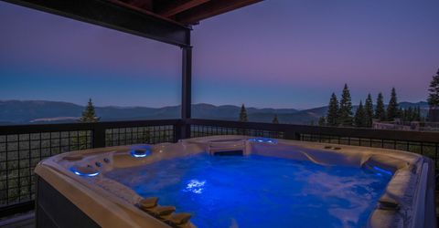 14726 Skislope Way , Truckee, CA 96161 Photo
