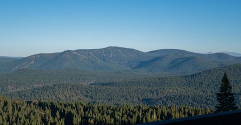 14726 Skislope Way , Truckee, CA 96161 Photo