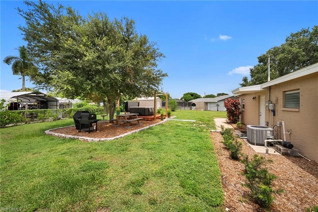 17 Alabama Rd S, Lehigh Acres, FL 33936 Photo