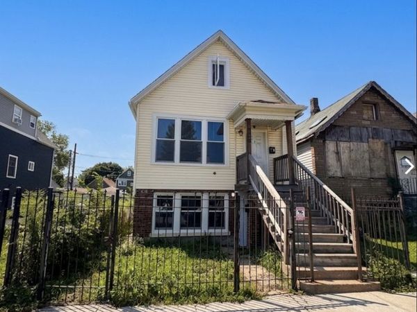 5016 S Aberdeen Street, Chicago, IL 60609