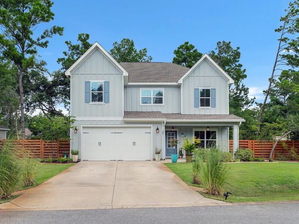 37 N J Hunters Way, Freeport, FL 32439