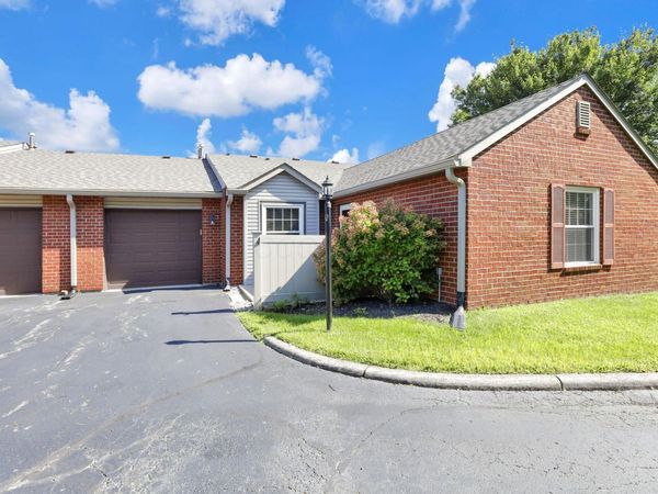 1164 Waterbury Court , Lancaster, OH 43130