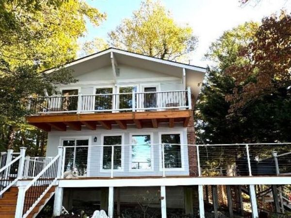 1387 North Independence Drive, MONTROSS, VA 22520