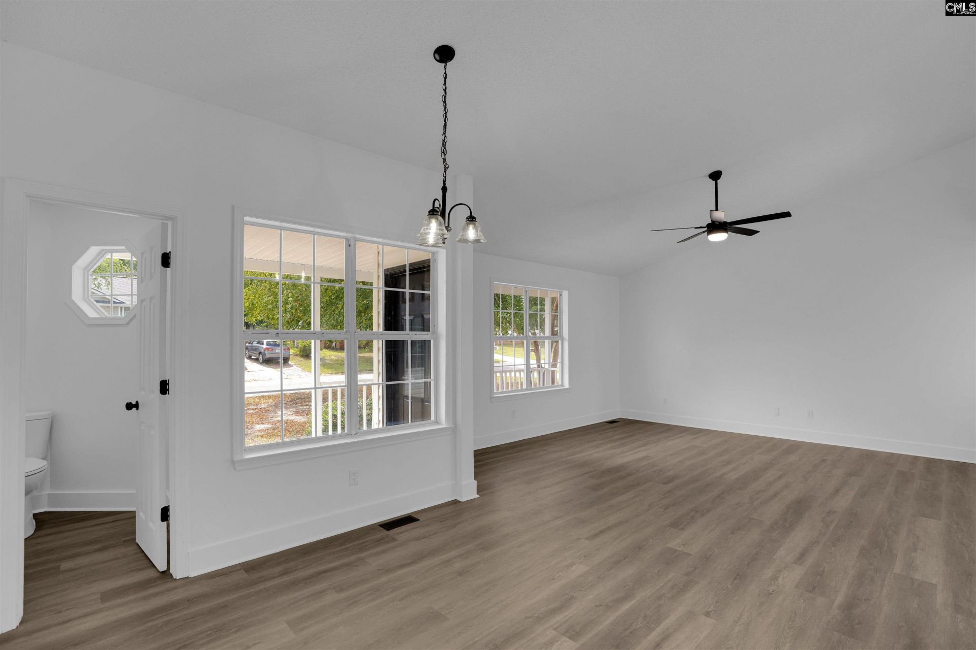 196 Bill Williamson Court Photo 9