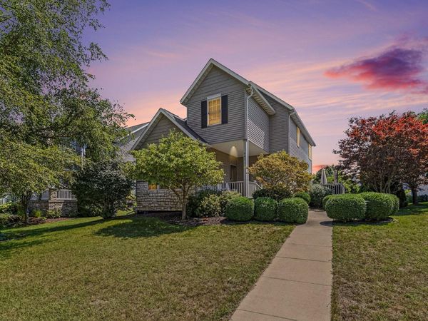 561 Upton Drive, St. Joseph, MI 49085