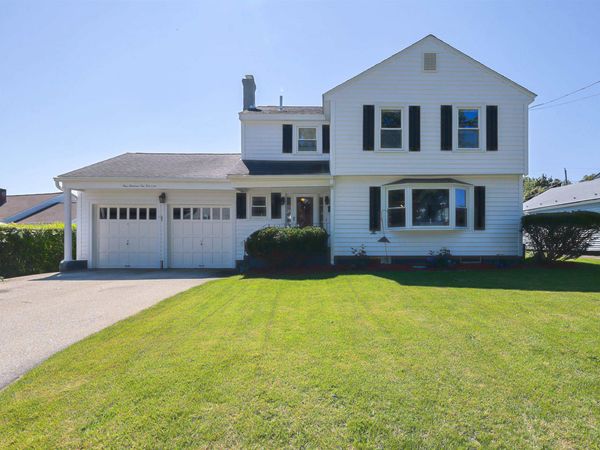 110 Blossom Street, Nashua, NH 03060