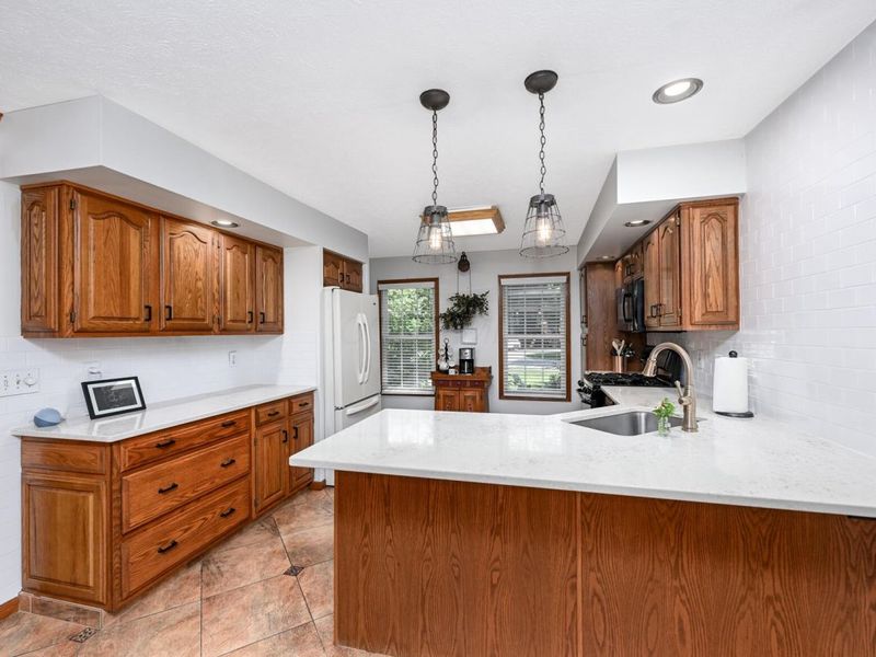 11660 Stone Creek Lane , Painesville, OH 44077 Photo 5