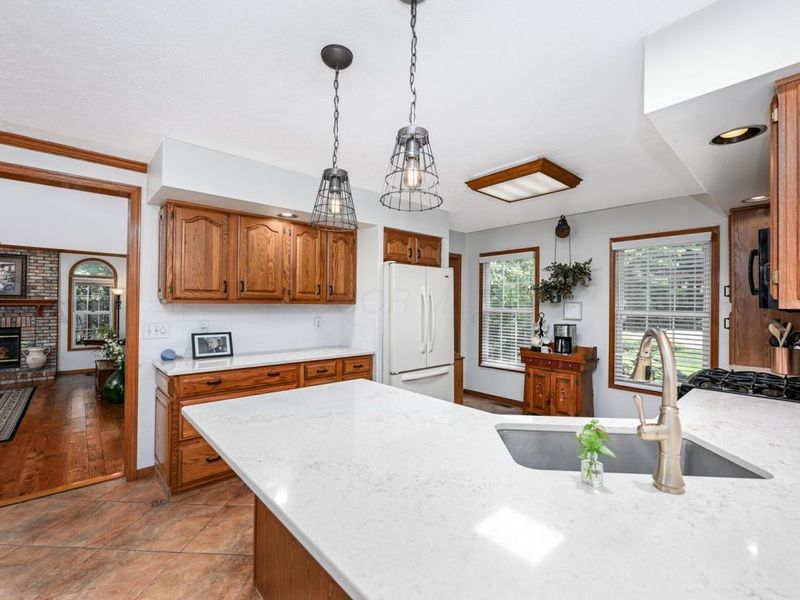 11660 Stone Creek Lane , Painesville, OH 44077 Photo 6