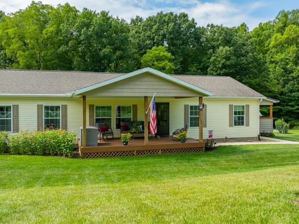 37283 Price Road , Logan, OH 43138