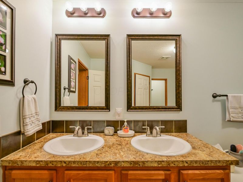 37283 Price Road , Logan, OH 43138 Photo 23
