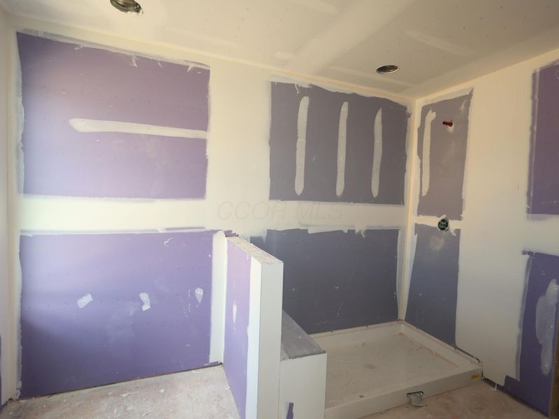 684 Fadley Loop E, Delaware, OH 43015 Photo 12