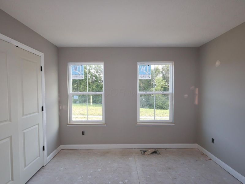684 Fadley Loop E, Delaware, OH 43015 Photo 2