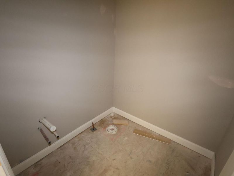 684 Fadley Loop E, Delaware, OH 43015 Photo 25