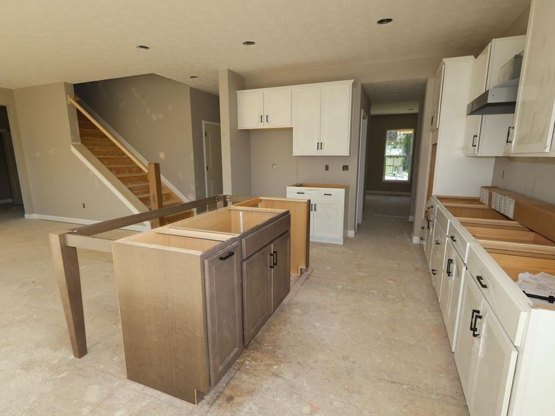 684 Fadley Loop E, Delaware, OH 43015 Photo 8