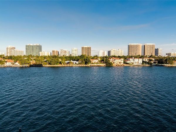 10101 E Bay Harbor Dr , Unit 404, Bay Harbor Islands, FL 33154