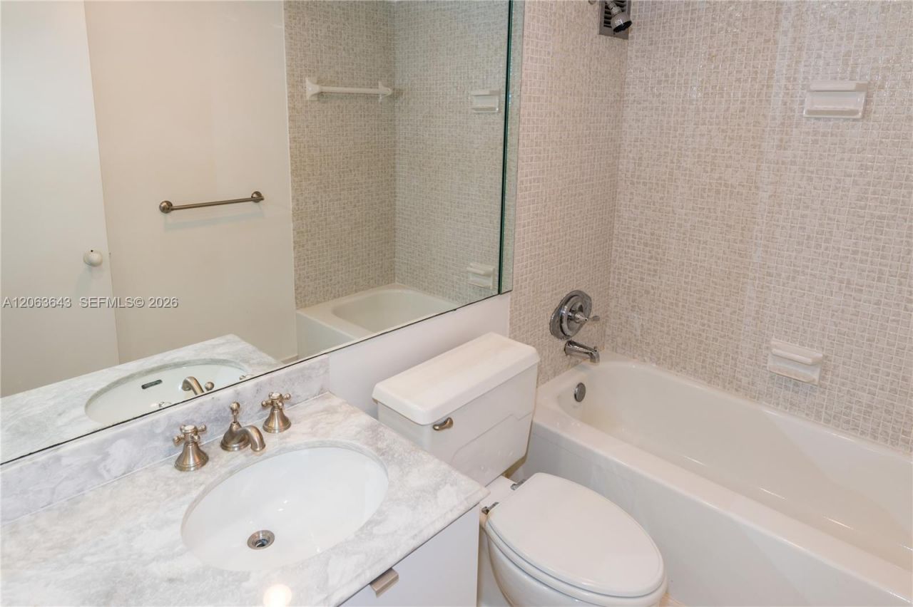 10101 E Bay Harbor Dr , Unit 404, Bay Harbor Islands, FL 33154 Photo