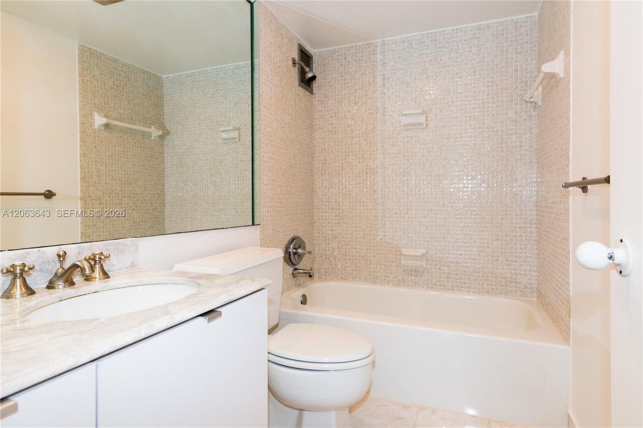 10101 E Bay Harbor Dr , Unit 404, Bay Harbor Islands, FL 33154 Photo
