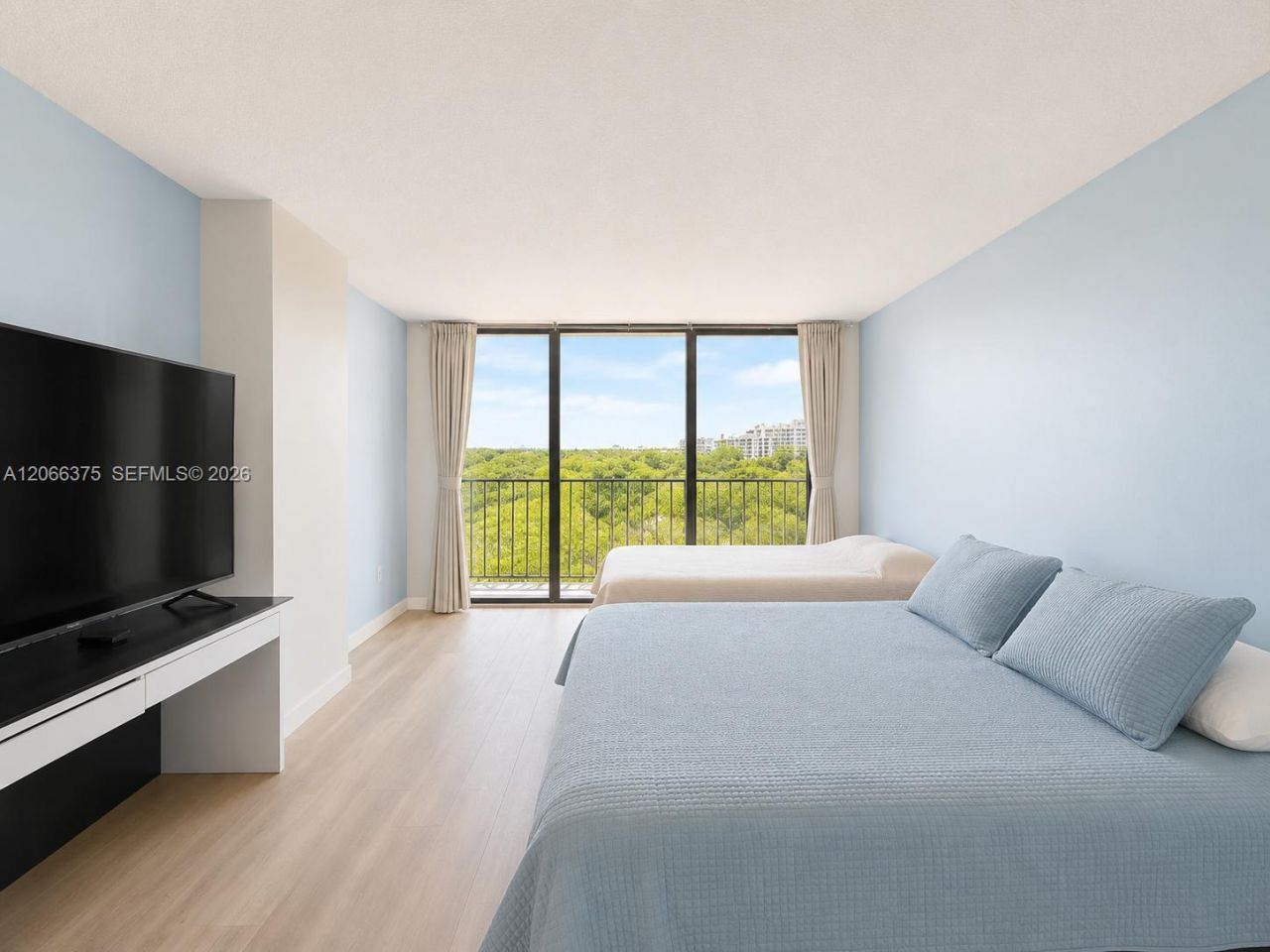 200 Leslie Dr , Unit 727, Hallandale Beach, FL 33009 Photo