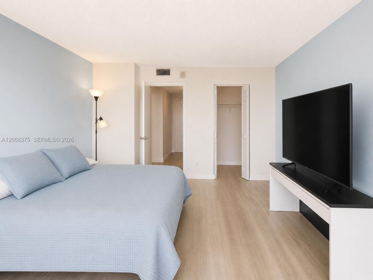 200 Leslie Dr , Unit 727, Hallandale Beach, FL 33009 Photo