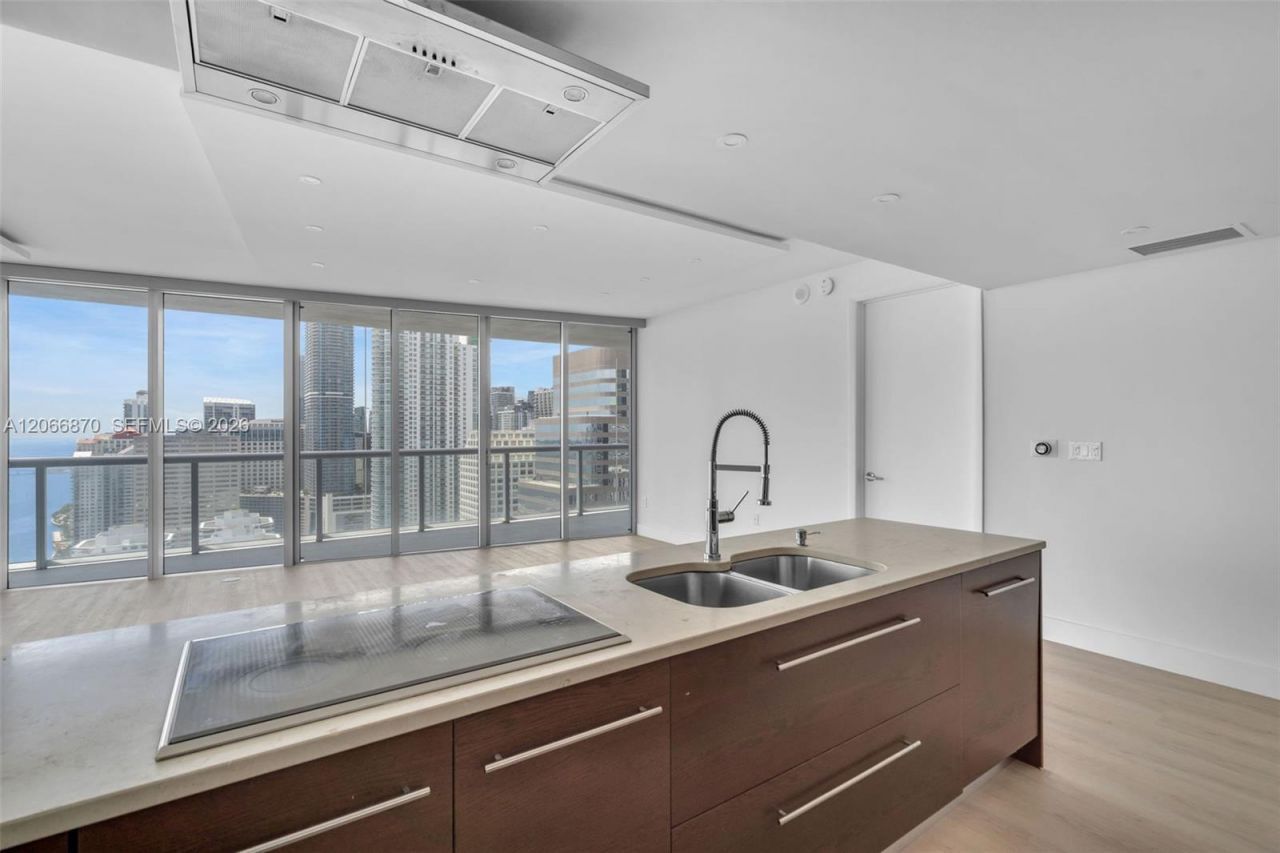495 Brickell Ave, Unit 3601, Miami, FL 33131 Photo