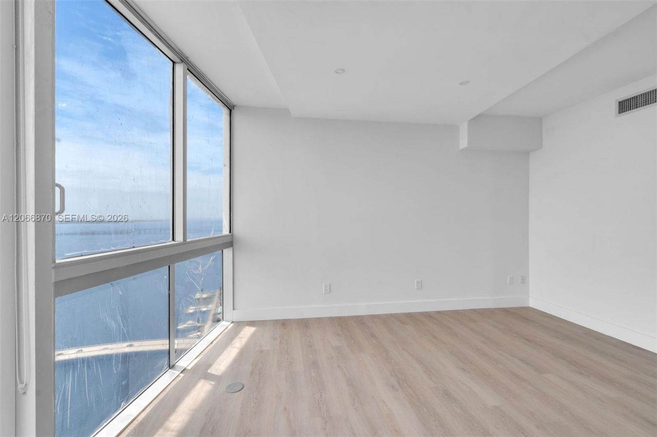 495 Brickell Ave, Unit 3601, Miami, FL 33131 Photo