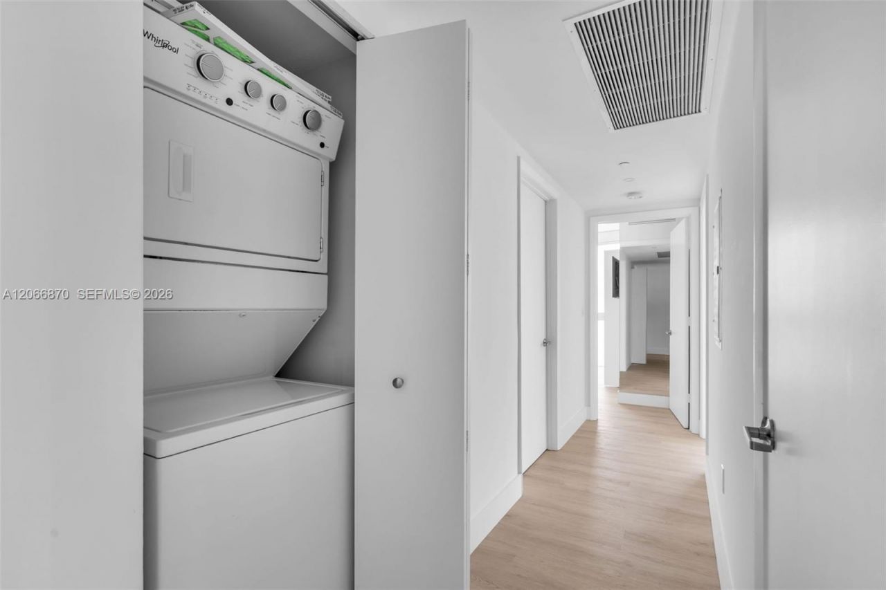 495 Brickell Ave, Unit 3601, Miami, FL 33131 Photo