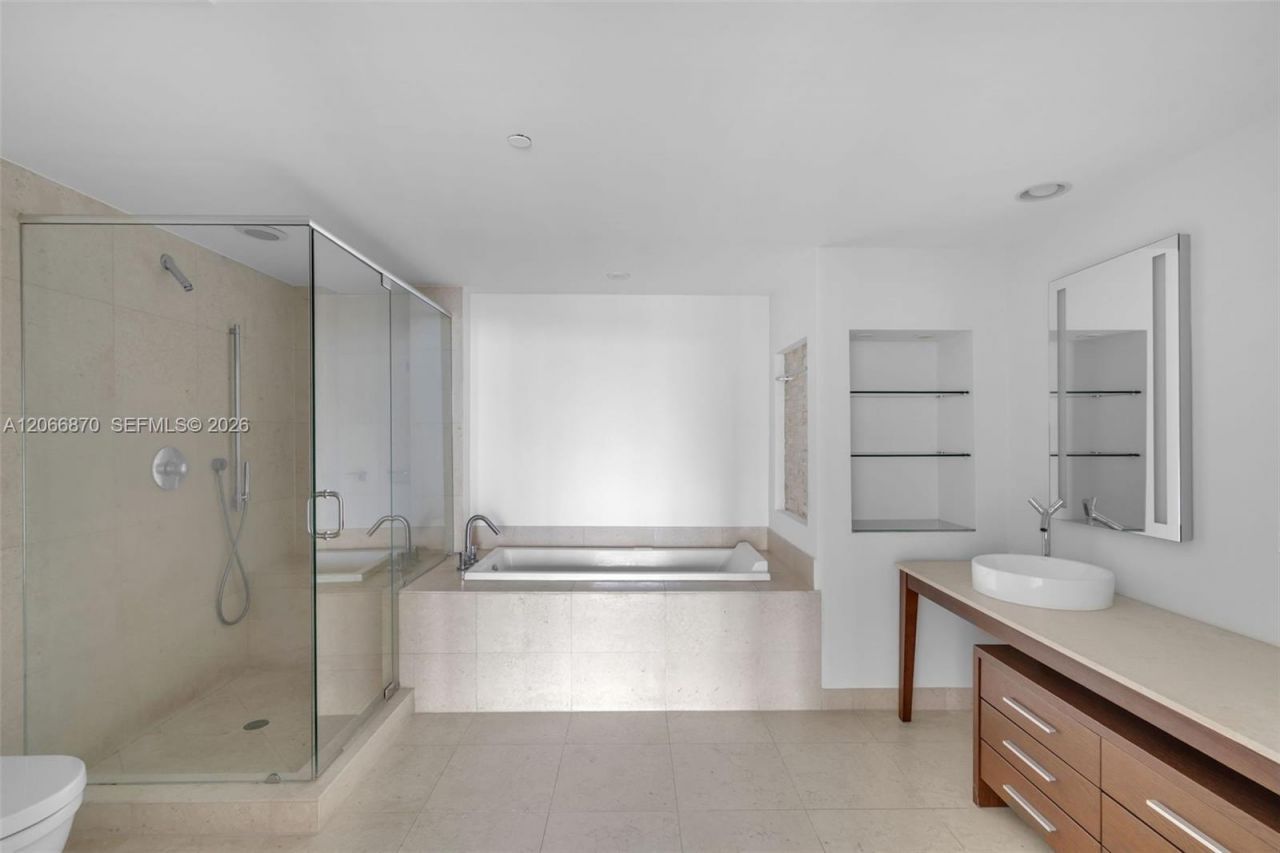 495 Brickell Ave, Unit 3601, Miami, FL 33131 Photo