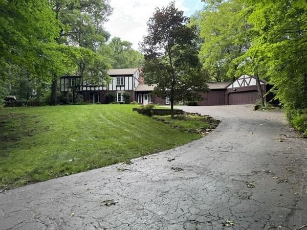 34W398 Country Club Road , Wayne, IL 60184