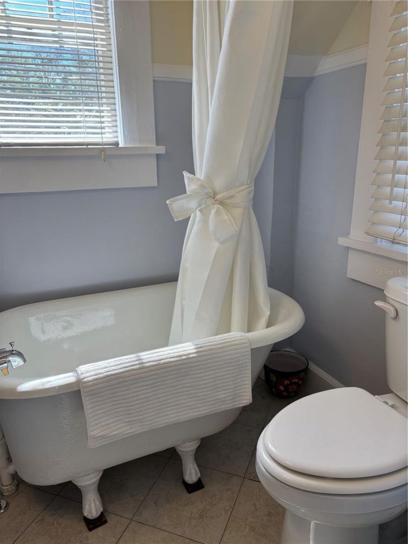 810 22nd Avenue N, Unit 2, Saint Petersburg, FL 33704 Photo