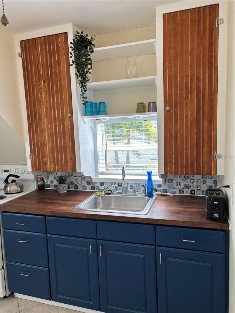 810 22nd Avenue N, Unit 2, Saint Petersburg, FL 33704 Photo