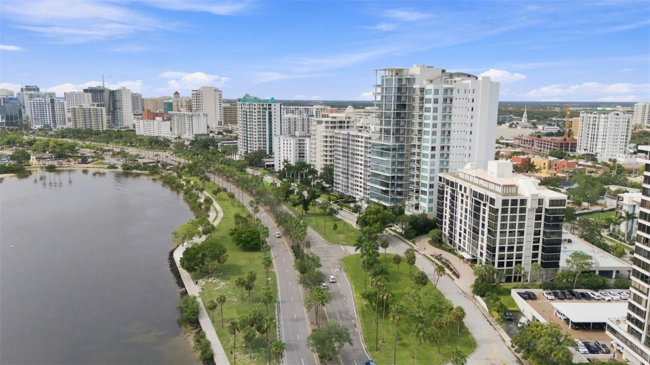 707 S Gulfstream Avenue, Unit 207, Sarasota, FL 34236 Photo
