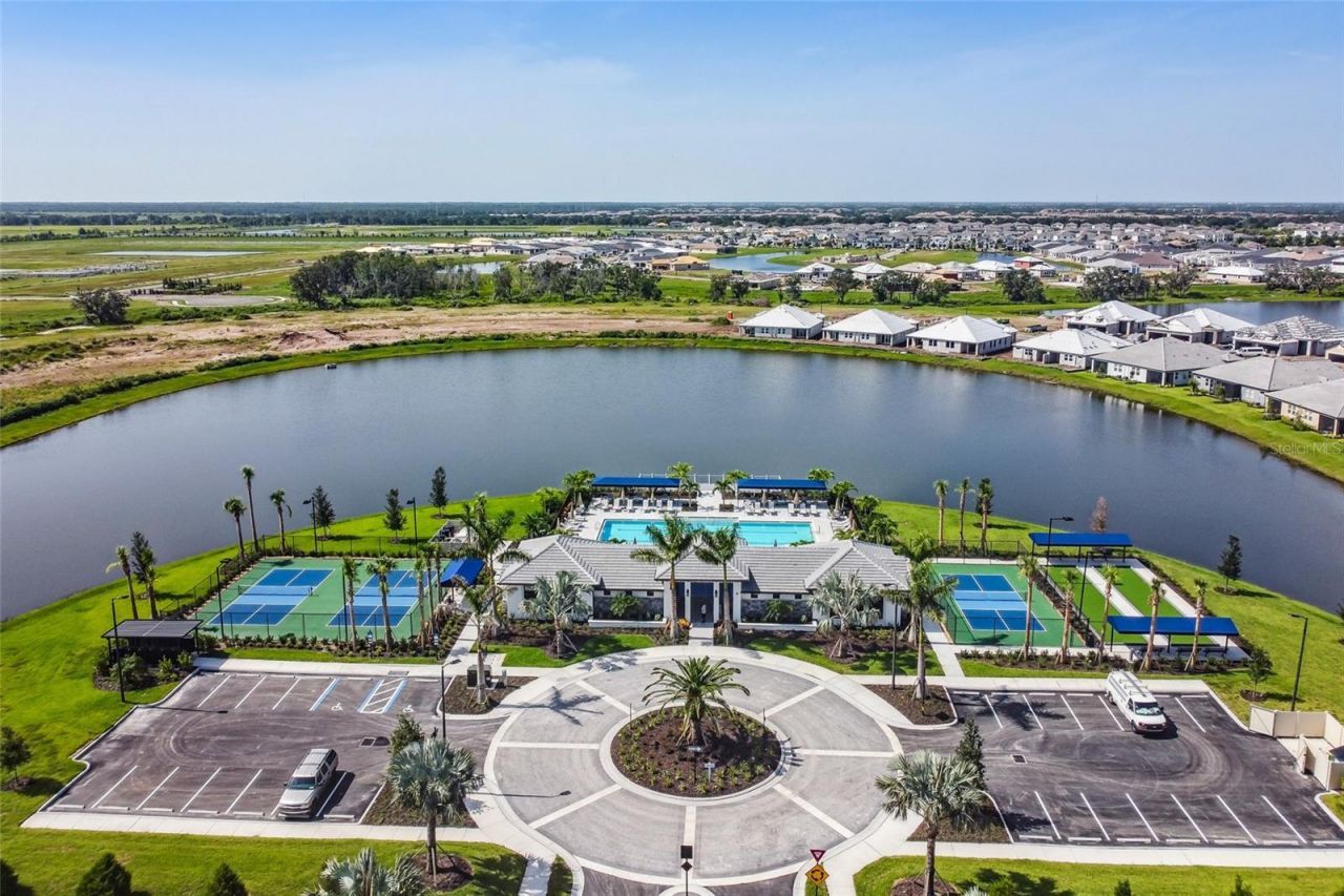 18135 Cherished Loop, Bradenton, FL 34211 Photo