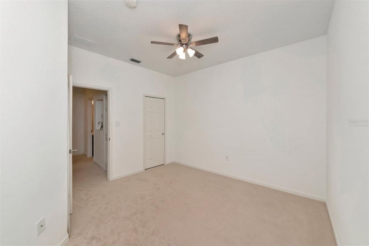 3426 Parkridge Circle, Unit 34-105, Sarasota, FL 34243 Photo