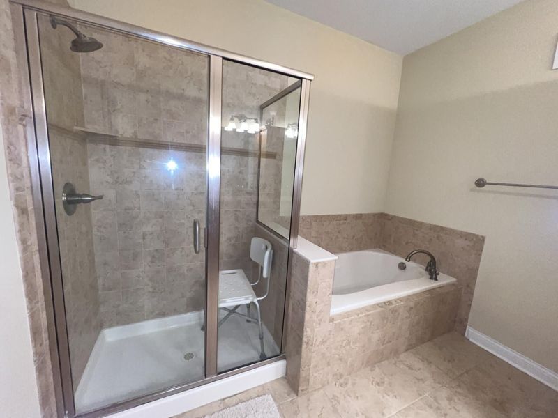 358 Riverpointe Drive, Unit 9, Dayton, KY 41074 Photo 24