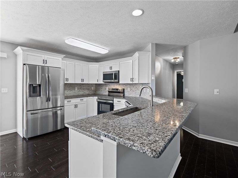 6651 Nantucket Lane, Middleburg Heights, OH 44130 Photo 13