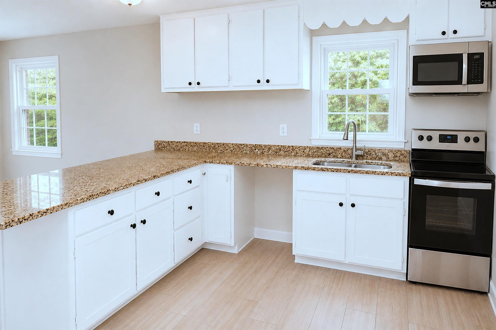 3917 Candlelite Drive  Photo 11