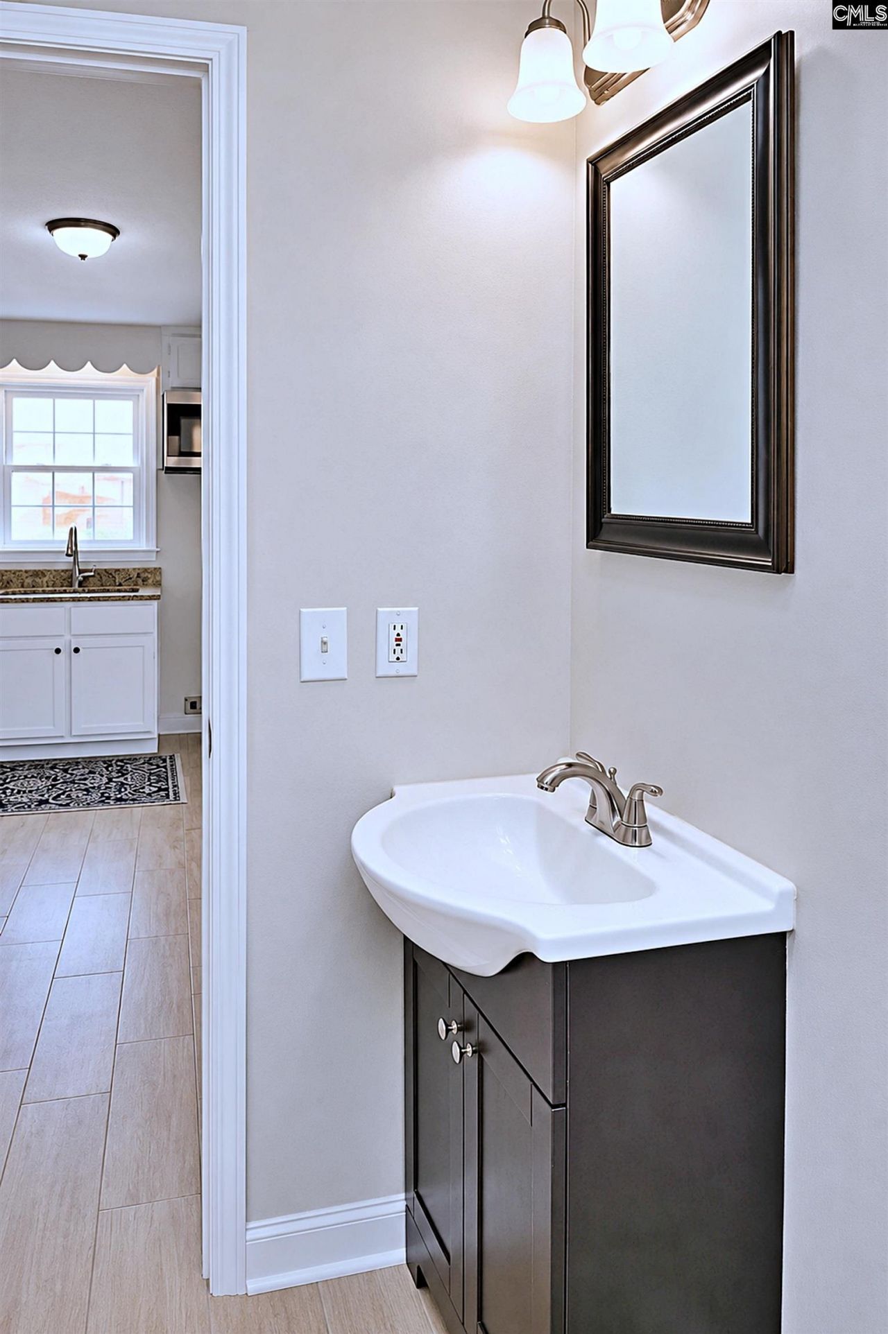 3917 Candlelite Drive  Photo 4