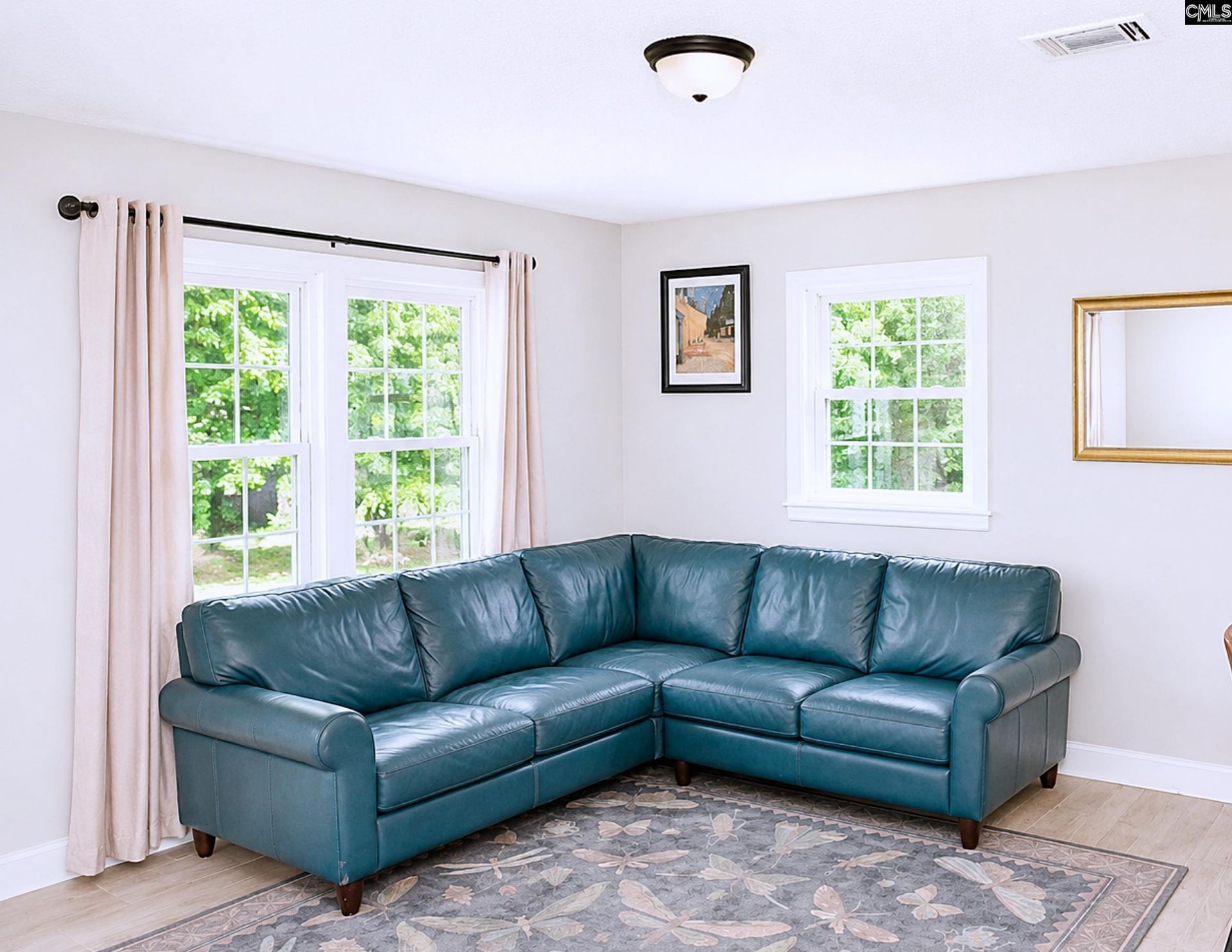 3917 Candlelite Drive  Photo 9