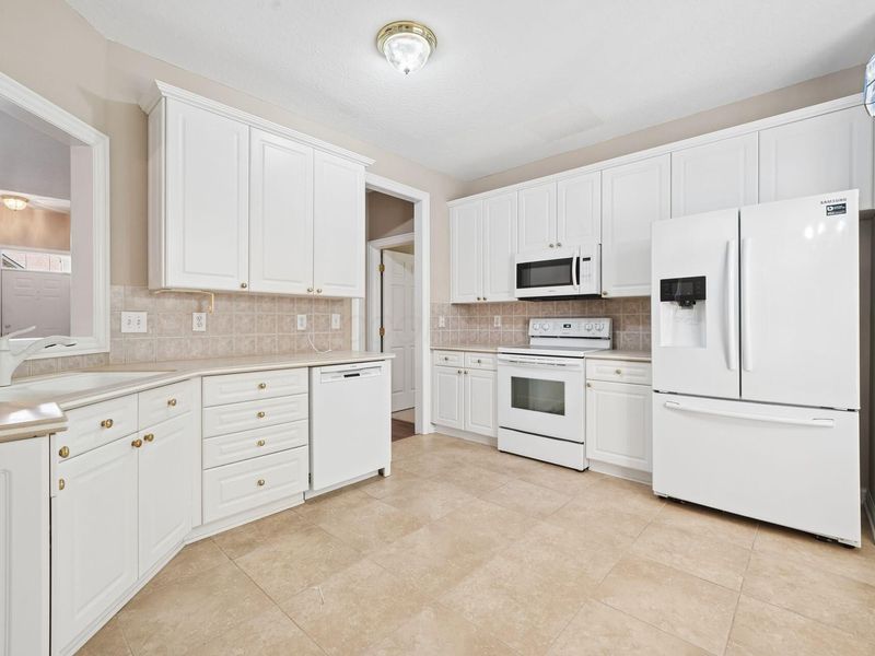 7833 Linksview Circle, Westerville, OH 43082 Photo 24