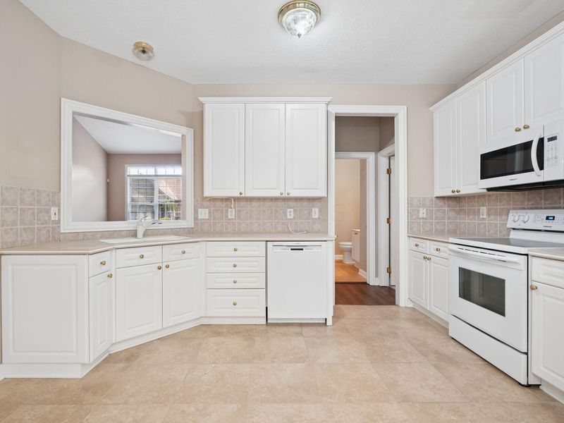 7833 Linksview Circle, Westerville, OH 43082 Photo 26