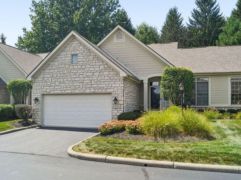 7833 Linksview Circle, Westerville, OH 43082 Photo 3